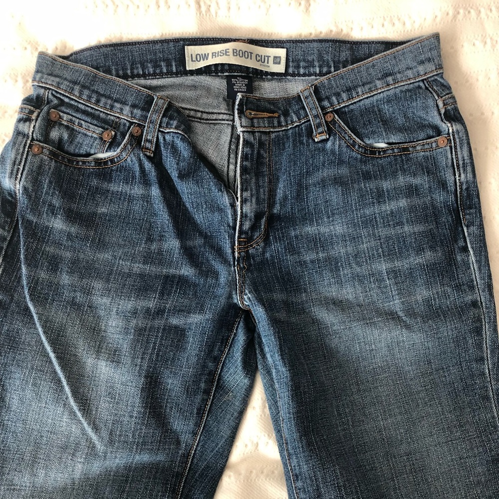 Low rise boot cut jeans - finally trendy again!